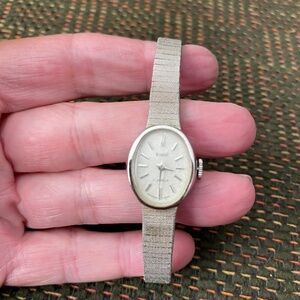 Le Gant 17 Jewel ladies vintage watch